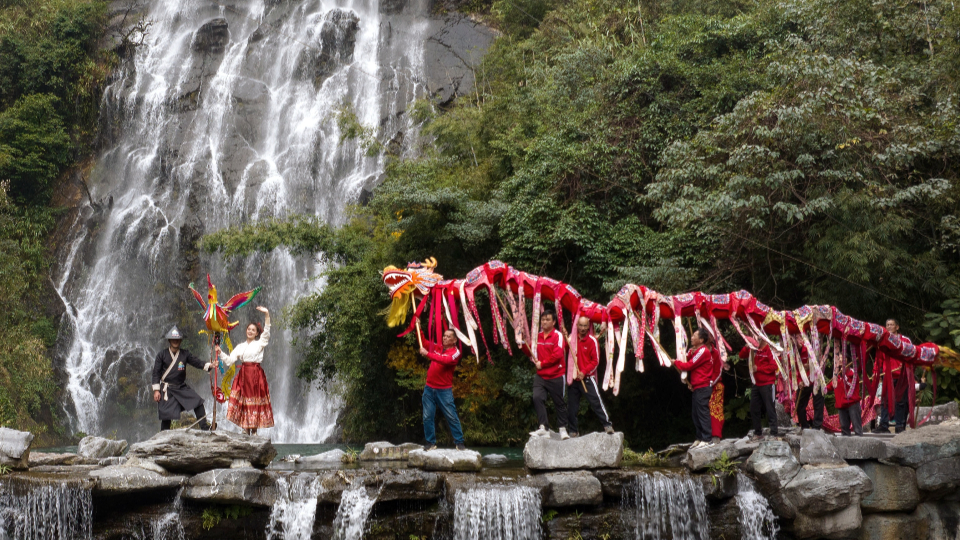 People across Guangdong celebrate the Chinese New Year