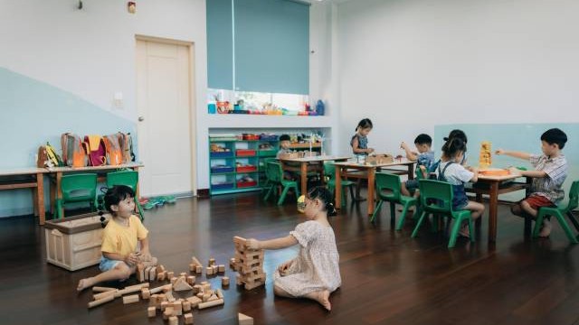 我国将逐步推行免费学前教育，如何逐步推行？家长感受如何？
