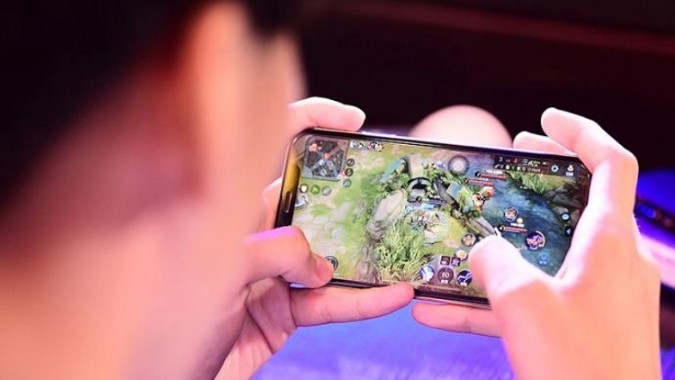 网易游戏发布清明节假期未成年人游戏限时通知：4月4日-6日共可玩3小时
