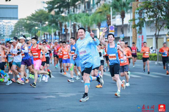 2026容桂马拉松起跑,摄影:曹雅琴