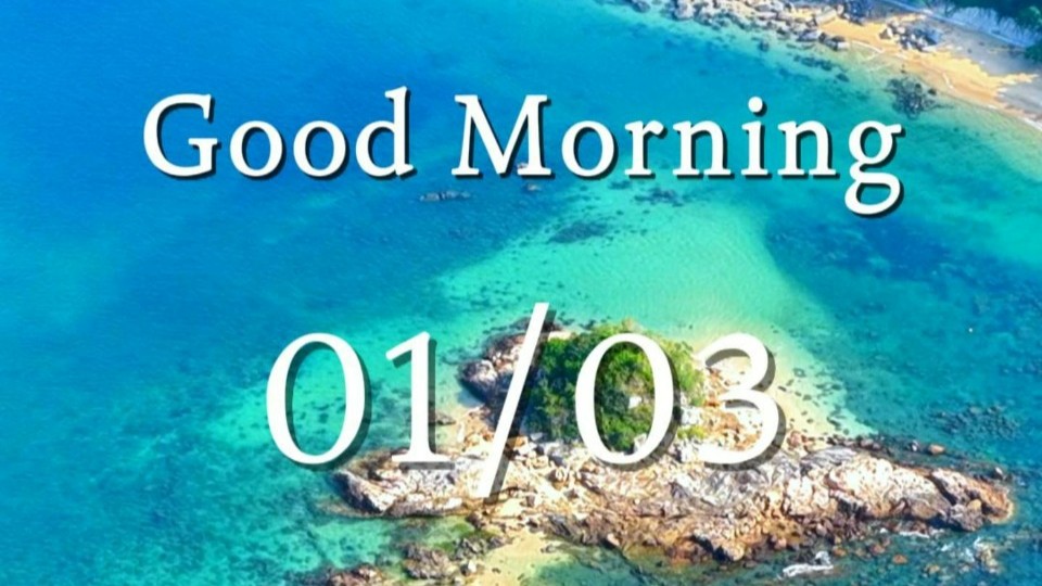 Emerald waters enfold isles, verdant trees enshrine rhymes