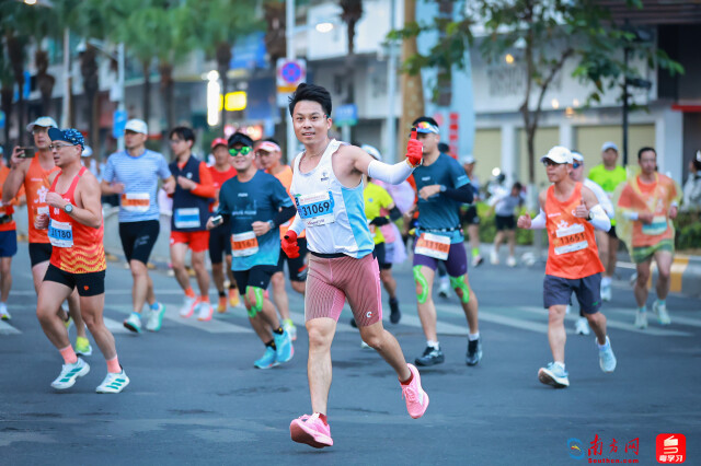 2026容桂马拉松起跑,摄影:曹雅琴