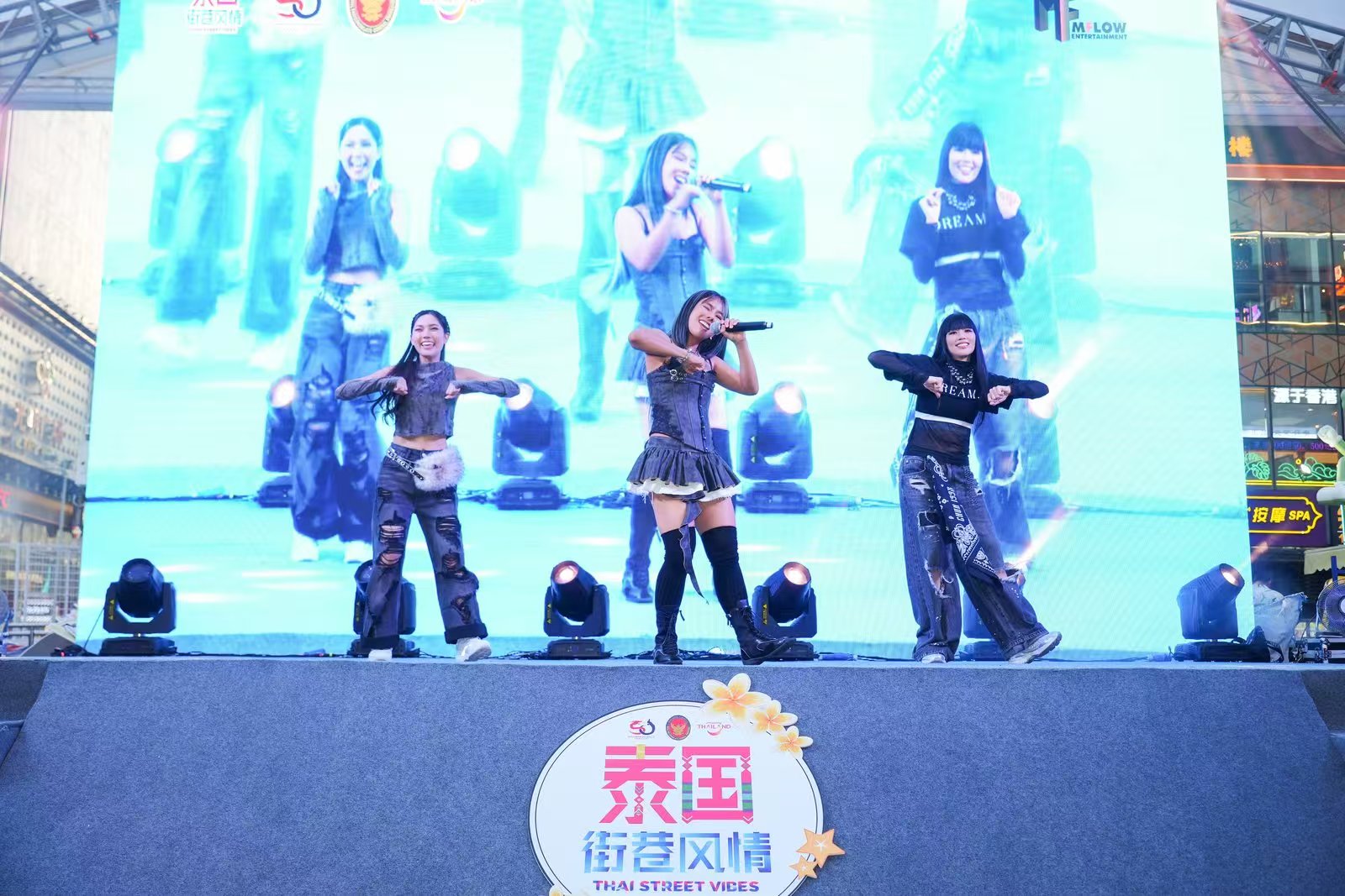 今年上半年新能源汽车市场渗透率达44.3% ，创同期历史新高