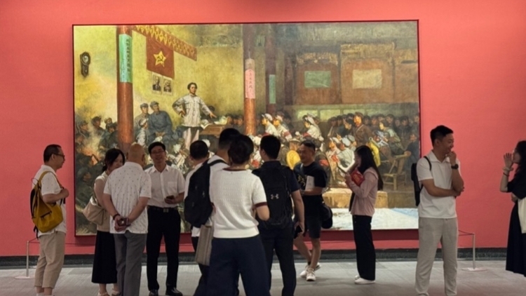 国内最大尺幅革命题材油画保护与修复研究成果《古田会议》展出