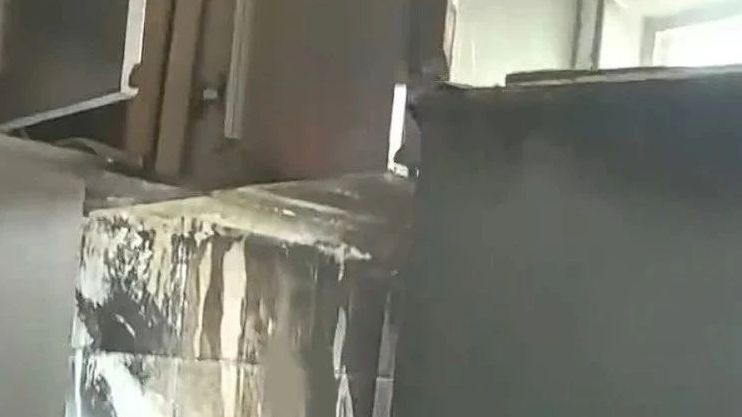 冰箱“黑化”瞬间！老旧电器正在“倒计时”