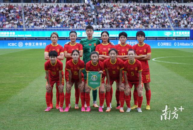 南方+ 姚志豪 拍摄