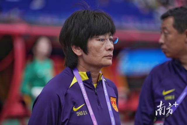 南方+ 姚志豪 拍摄