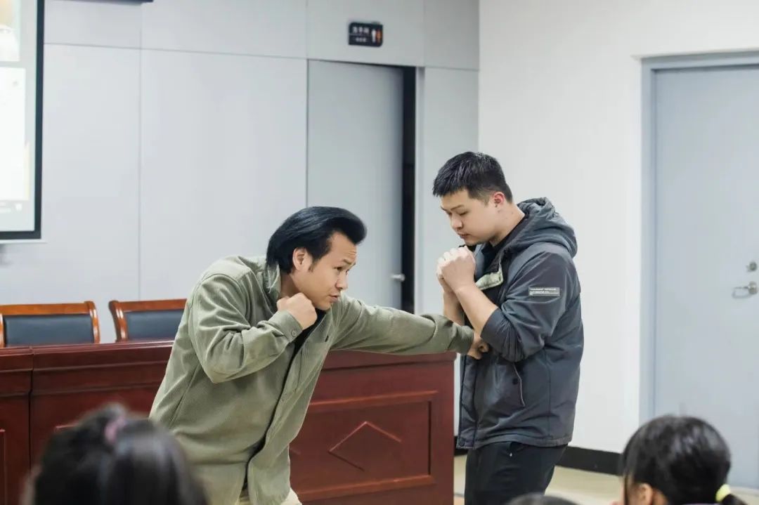 图2.jpg