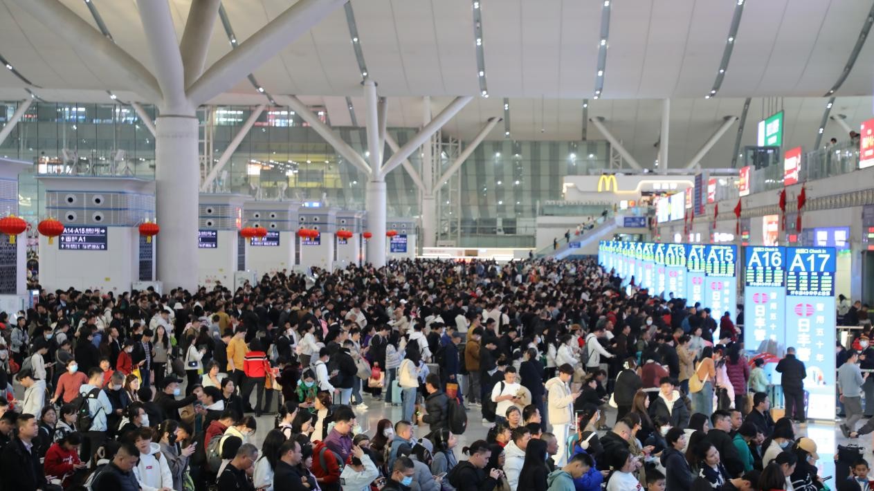 CR Guangzhou Group passenger volume surpasses 145m during Spring Festival travel rush, setting new record