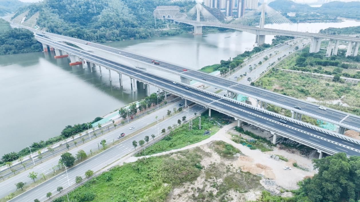 项目东江大桥