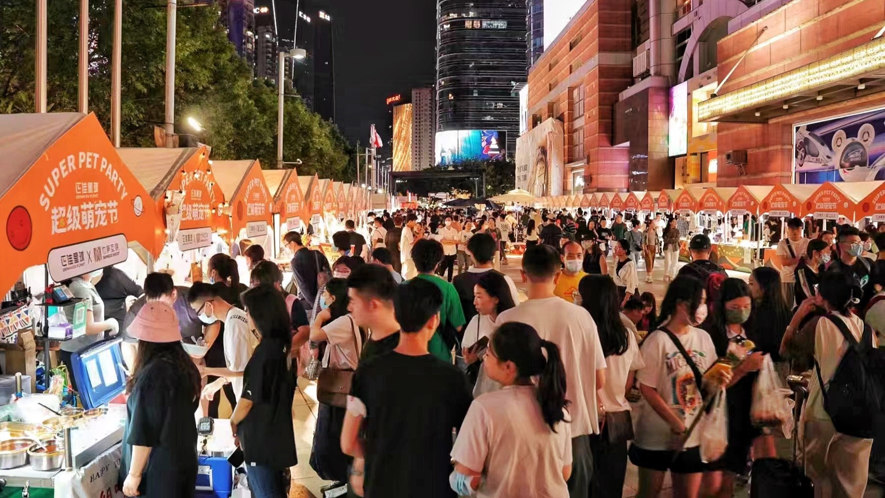 Economic Watch: China's consumption continues to rebound amid swift economic recovery