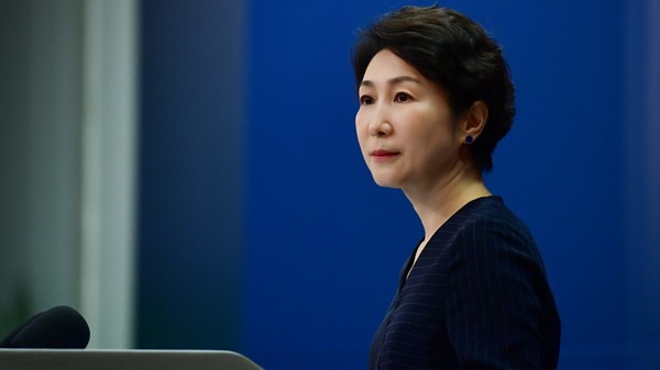 中国军方用激光瞄准德国飞机？外交部：与事实完全不符