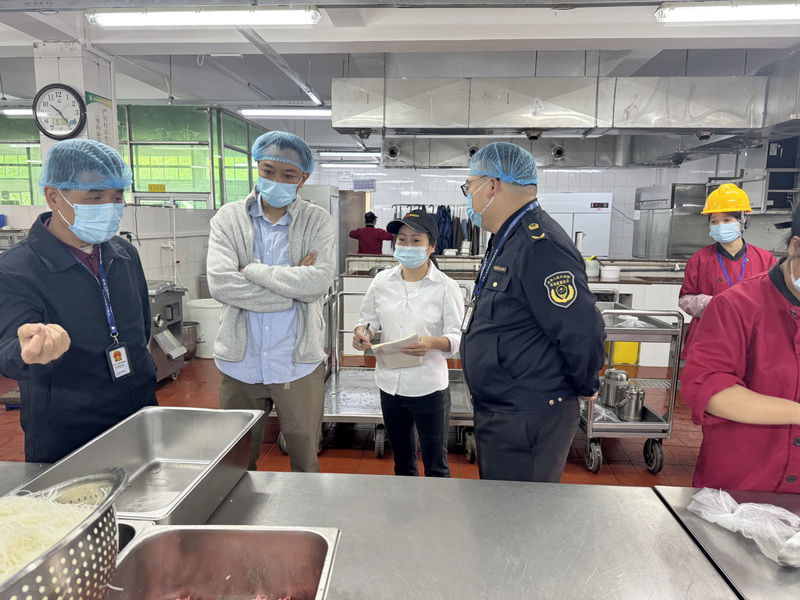 罗定市开展工业园区食堂专项检查 保障7000员工饮食安全