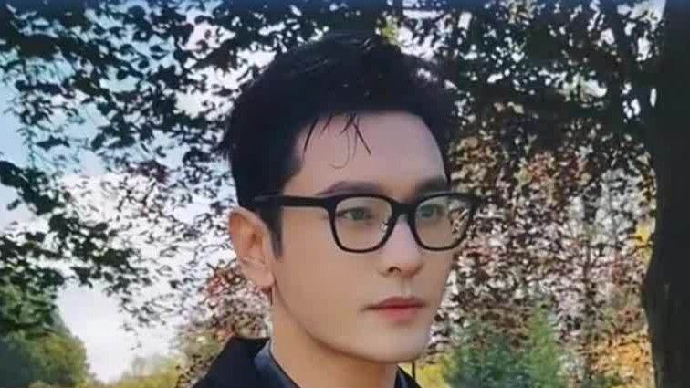 演员黄晓明、金世佳进入上戏博士复试名单