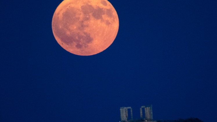 今年中秋夜可赏超级月亮 全国赏月地图请查收→