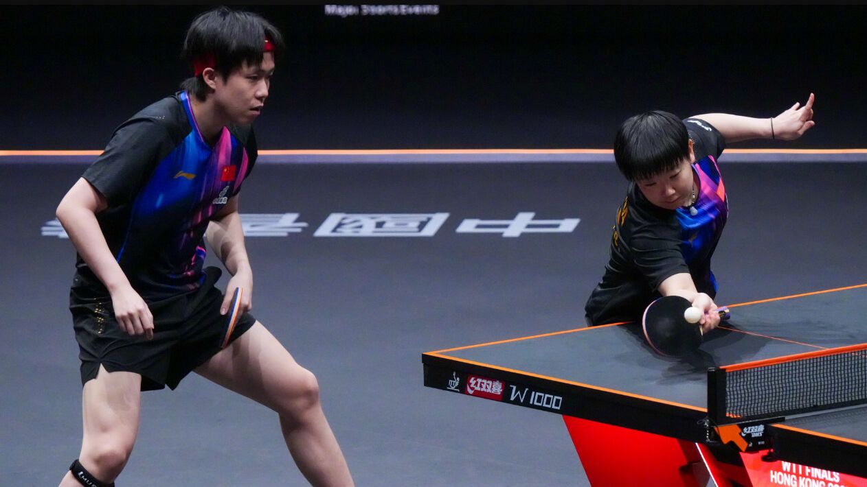 WTT年终总决赛混双：王楚钦/孙颖莎3-0完胜林诗栋/蒯曼