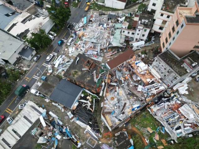 据统计，本次灾害共造成141家厂房受损，无民宅倒塌。