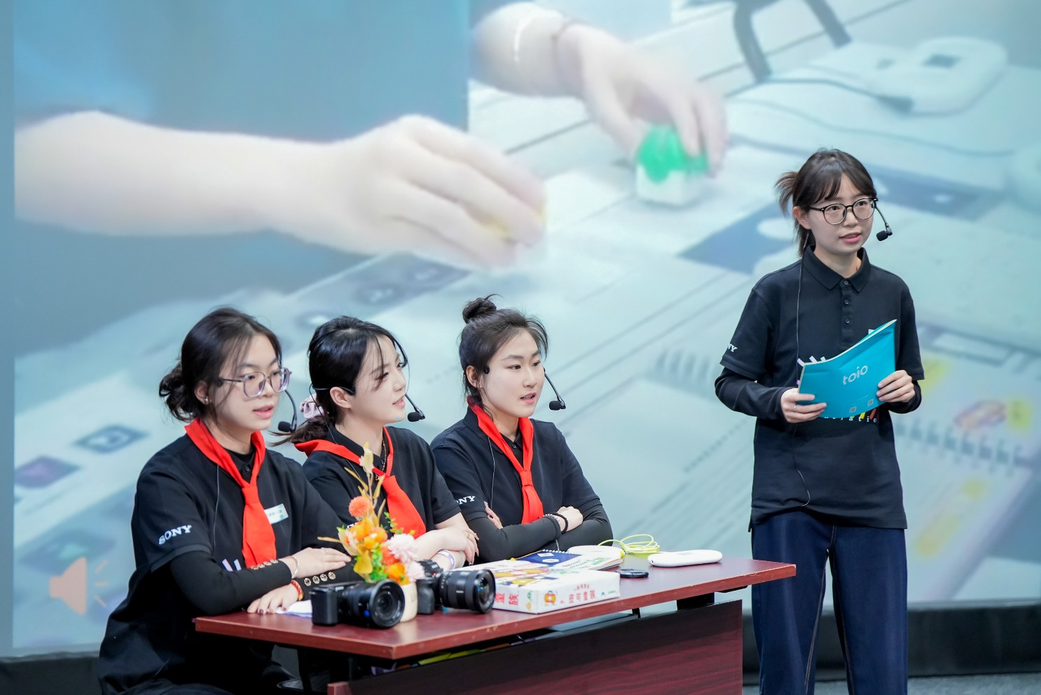 内蒙古农业大学团队自编自导的支教故事情景剧