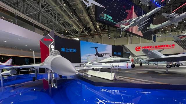 J-35 Model debuts at China International Aviation & Aerospace Exhibition