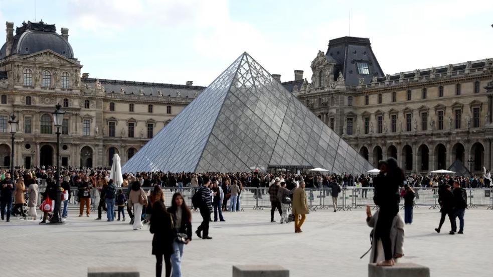 涨价近50%！卢浮宫对欧洲经济区以外的游客提价