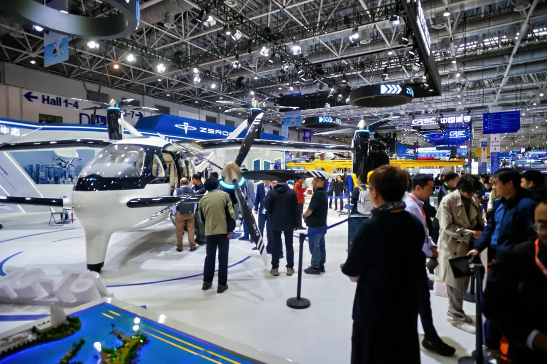 空中商务机来了！零重力亮相通航展首发ZG-T6