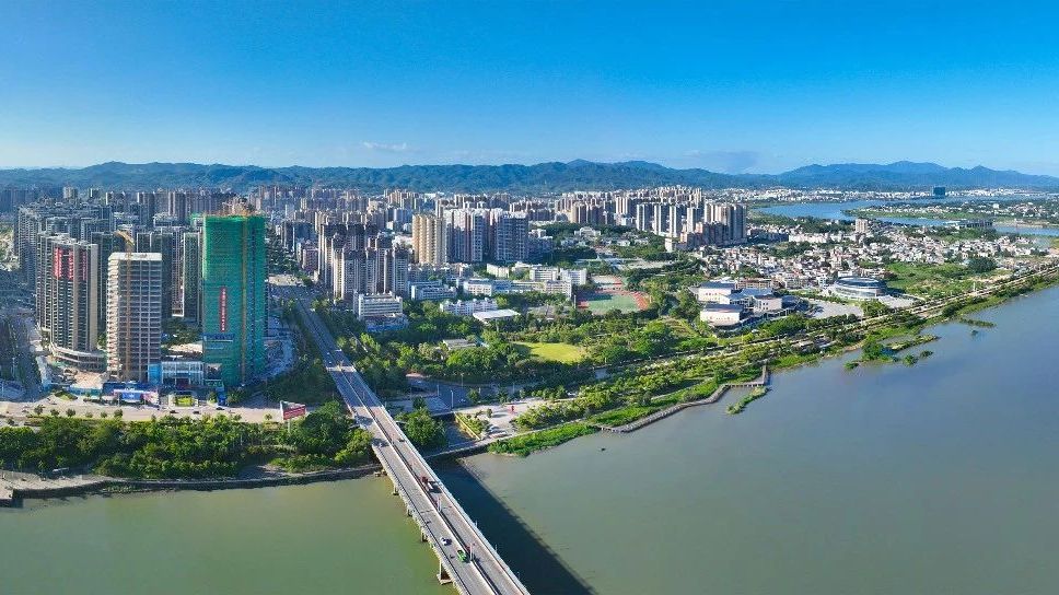 广东省县城新型城镇化典型案例：梅州市梅县区深耕两大特色优势产业 打造苏区新型城镇化发展新引擎