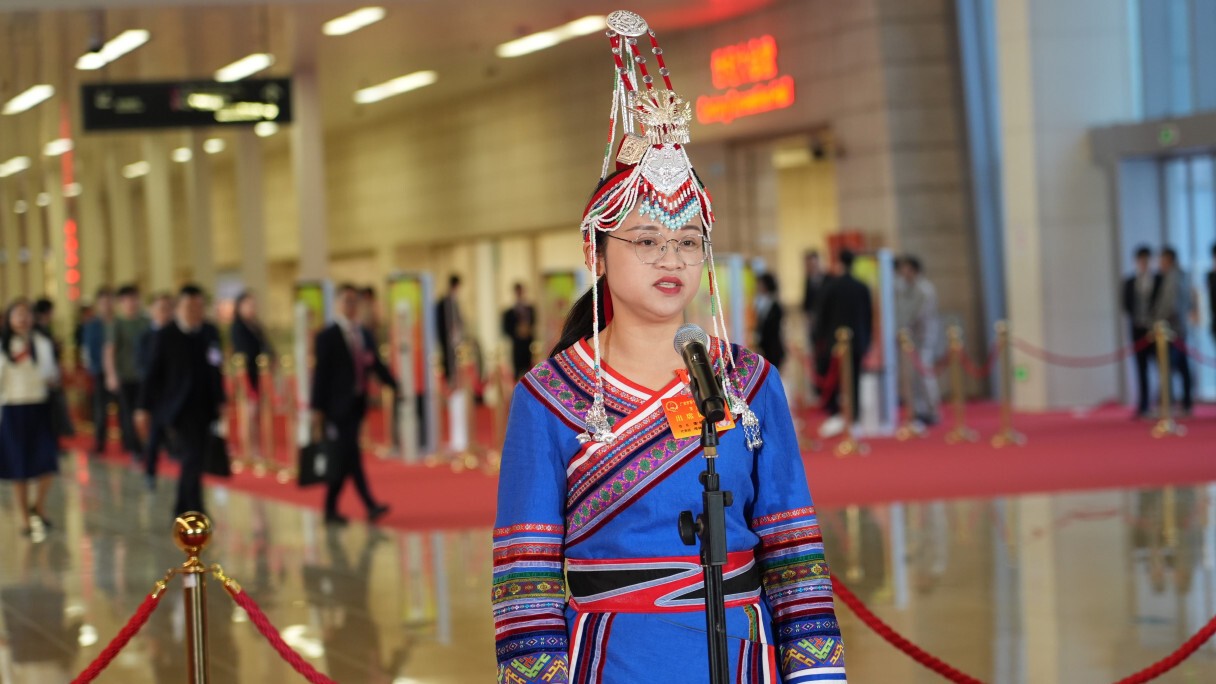 代表通道｜雷映霞：“文化+产业+旅游”发展新业态，让百姓日子“旺”起来