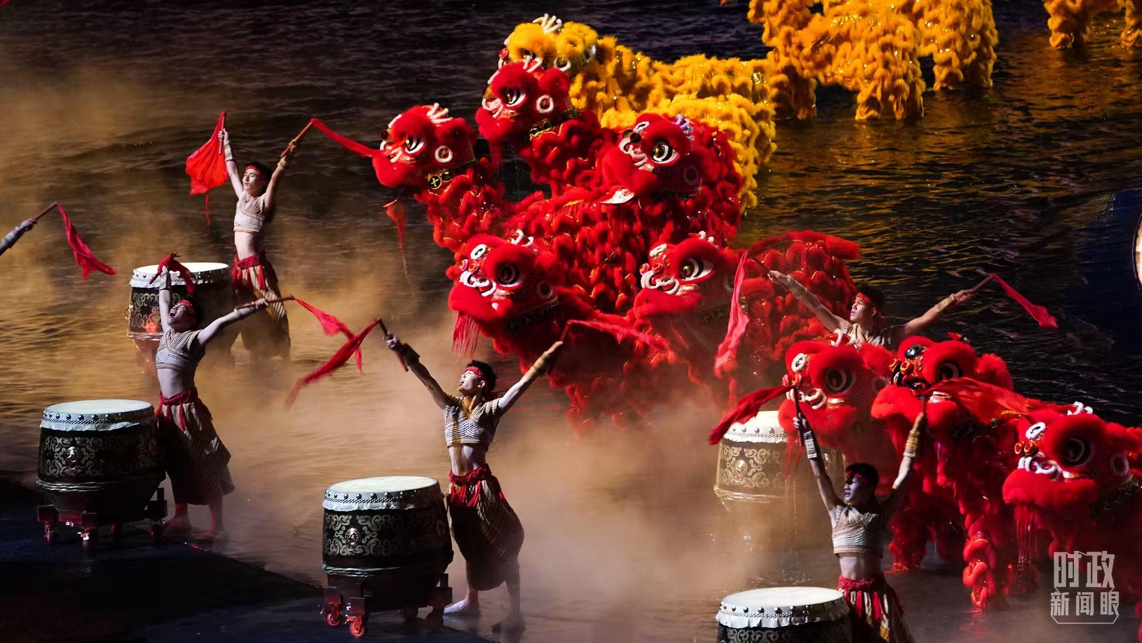 △第十五届全运会开幕式现场。(总台记者李晋拍摄)