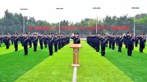 警“采”飞扬!他们的节日仪式感满满 警“采”飞扬!他们的节日仪式感满满