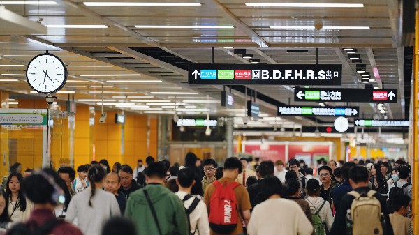 “五一”假期大客流将至，广州地铁多条线路延长运营服务1小时