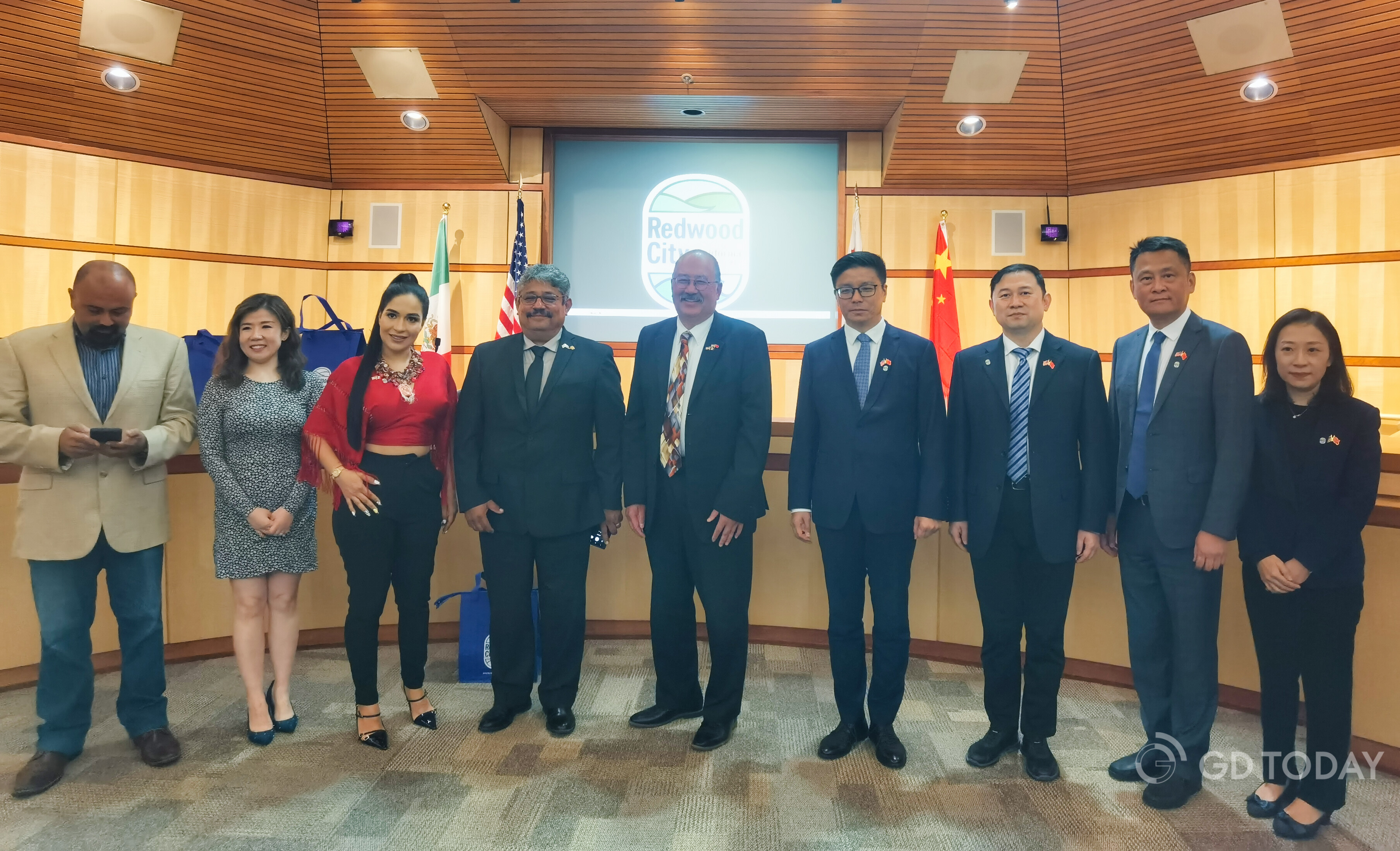 Zhuhai, Redwood City deepen sister city ties with official visit