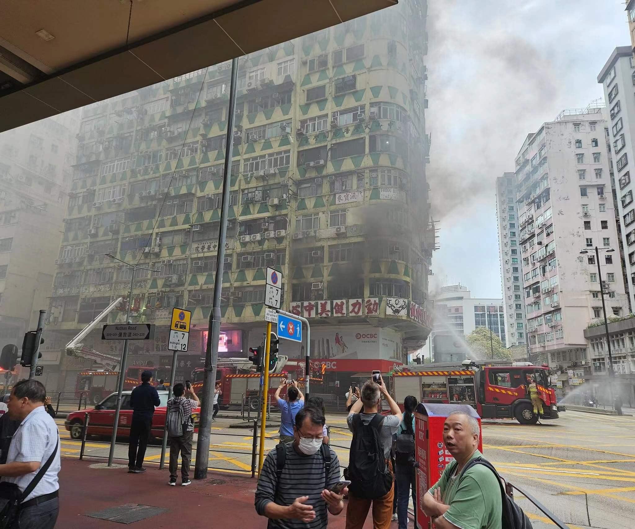 曾因违建被屋宇署发函香港华丰大厦夺命火灾不只是一个意外