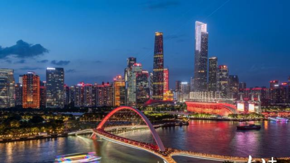 Pearl River night cruise attracts 153,800 tourists in first 5 days of holiday
