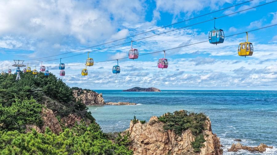 National Day Holiday showcases China's robust economic vitality