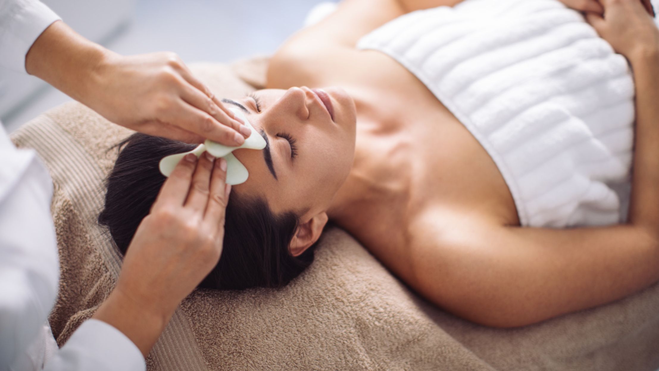 痘痘、暗沉、毛孔粗大…想刷酸又怕烂脸？听听皮肤科医生怎么说