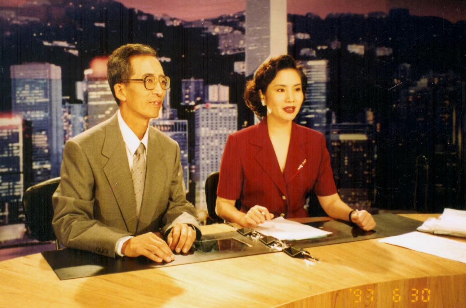 1997年，刘蜀永教授参与央视香港回归直播节目