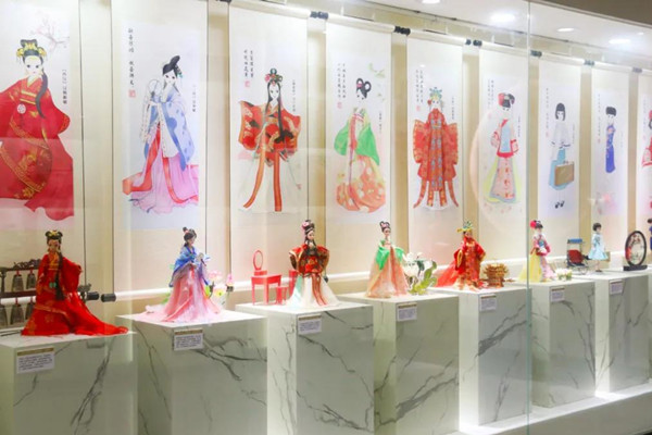A museum with over 1,000 dolls? Just in Nanhai, Foshan!