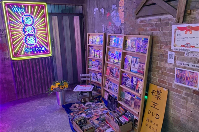 Hustling day and night: fantastic bazaars to hang out in Guangzhou