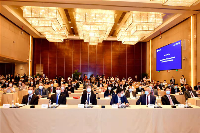 Representatives of foreign institutions in China look forward to 130th Canton Fair