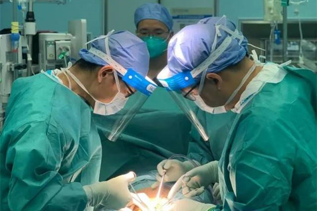 Shenzhen makes breakthrough in organ transplants for AIDS patients