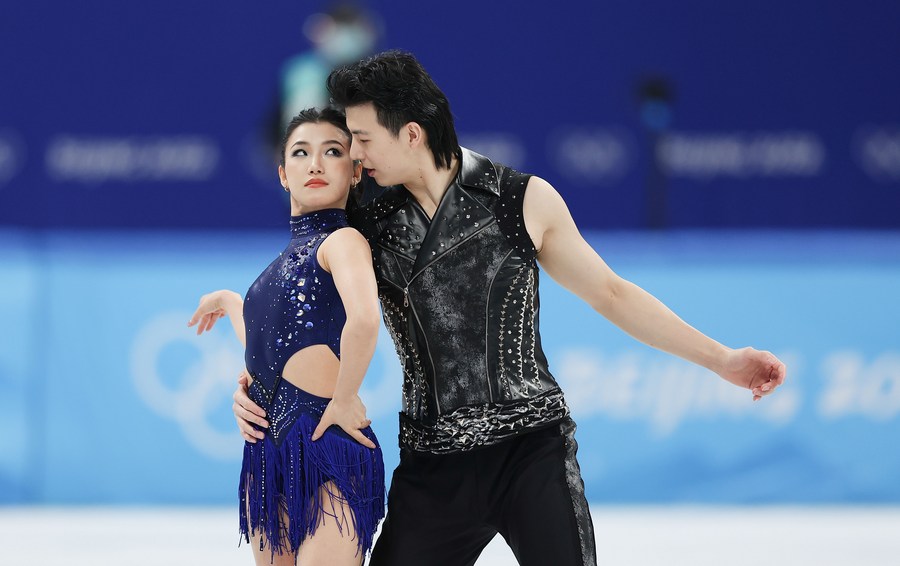 China's ice dancing couple aims for world top 10