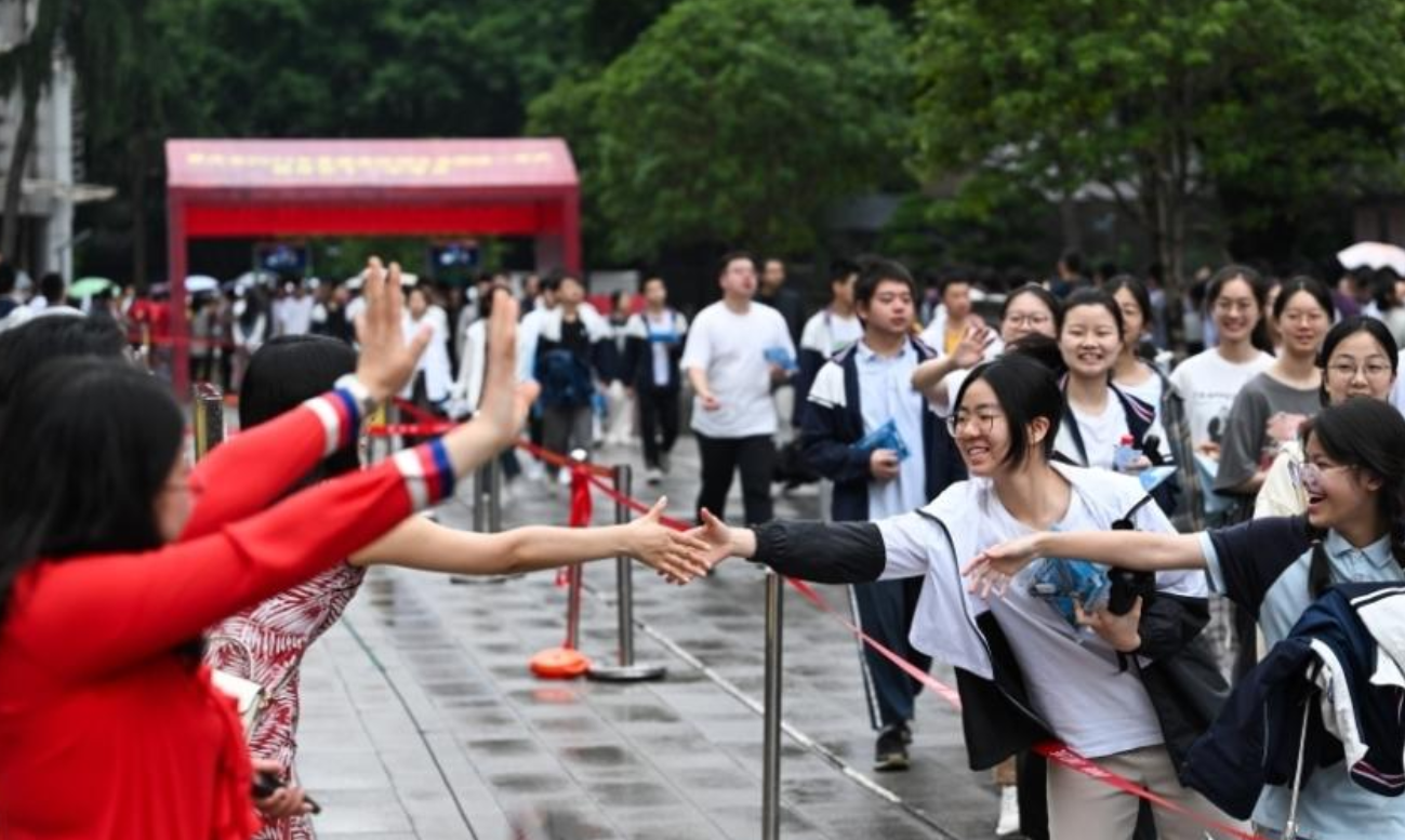 全国多地高考收官，考后要注意这些事