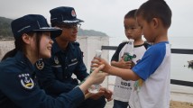 漭洲岛岛民用水告急,江门海警联合地方政府送水20吨纾困 漭洲岛岛民用水告急,江门海警联合地方政府送水20吨纾困