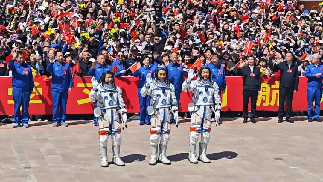 领命出征！神舟二十号载人飞行任务航天员乘组出征仪式举行