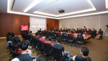 广东省互联网行业党委组织收听收看党的二十大开幕会盛况