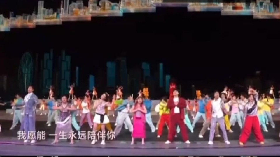 十五运会闭幕式，《红日》一响，全场合唱！网友：不愧是广东省“省歌”