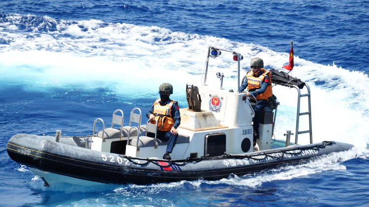 南海砺剑，海警南海分局开展维权执法训练