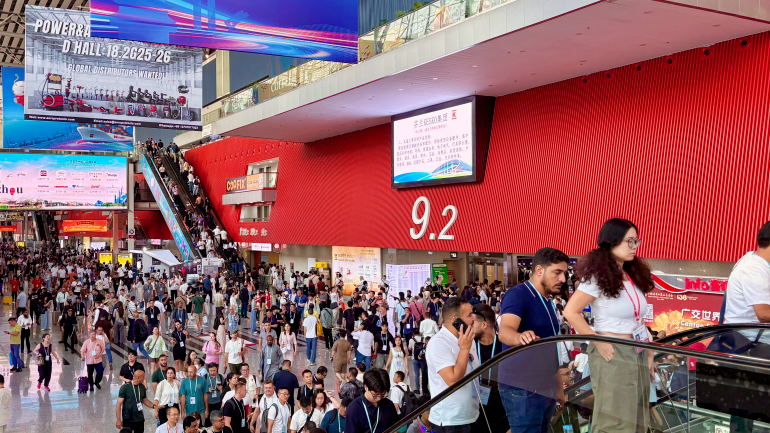 Phase 2 of 138th Canton Fair opens with over 10,000 exhibiting enterprises