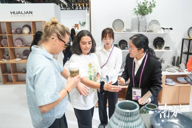 南方+ 钟志辉 拍摄