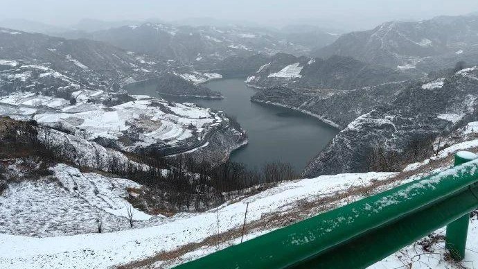 暴雪+冰冻橙色预警！最强雨雪重叠返乡路，“出行宝典”请收好